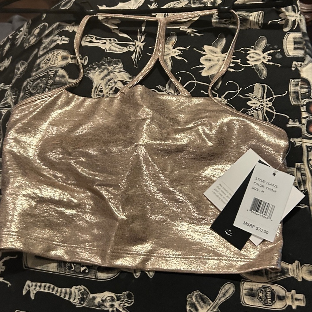 Beyond Yoga Luz Cropped Tank Matte Light Gold Foil- like lululemon- Size M- NWT